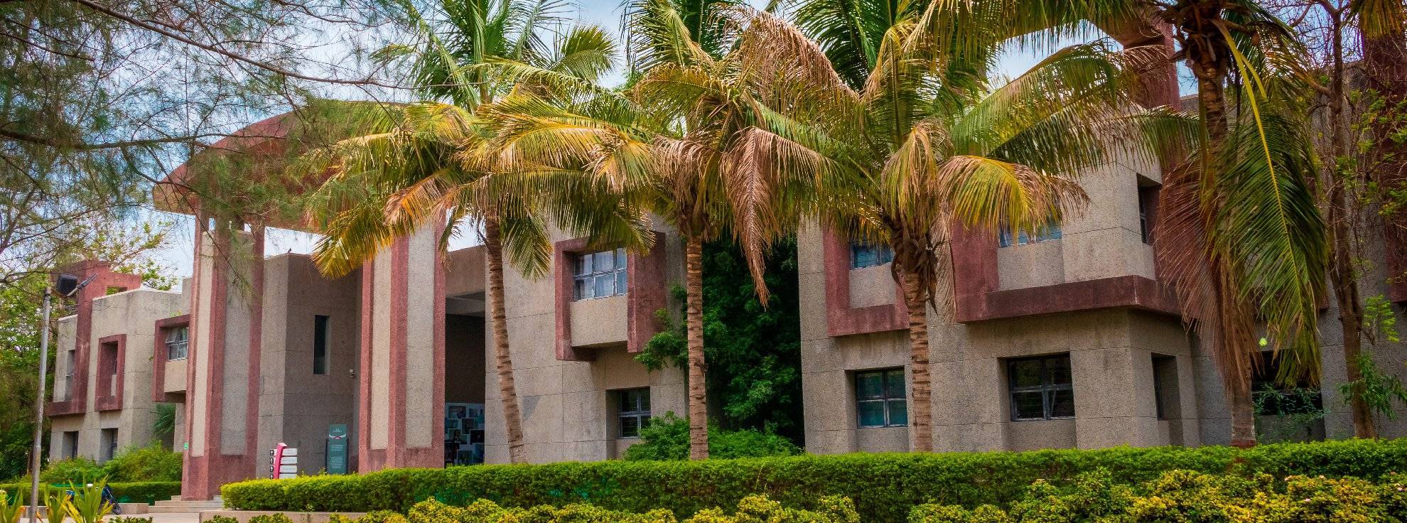 RK_University_Best_University_In_Gujarat_India.jpg