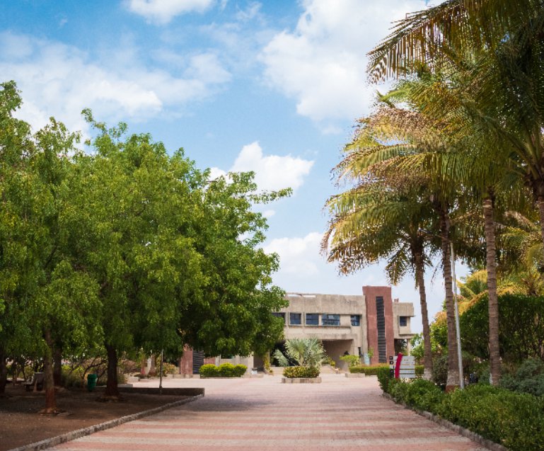RK_University_Top_University_In_Rajkot_Gujarat_India.jpg